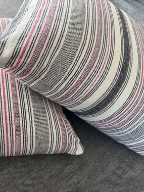 NWOT, ROOST, SET OF 2, ADORABLE STRIPE PILLOW COVERS, IN PINK/WHITE/BLACK